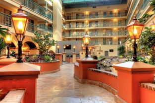 embassy suites in norman ok,Location and Accessibility